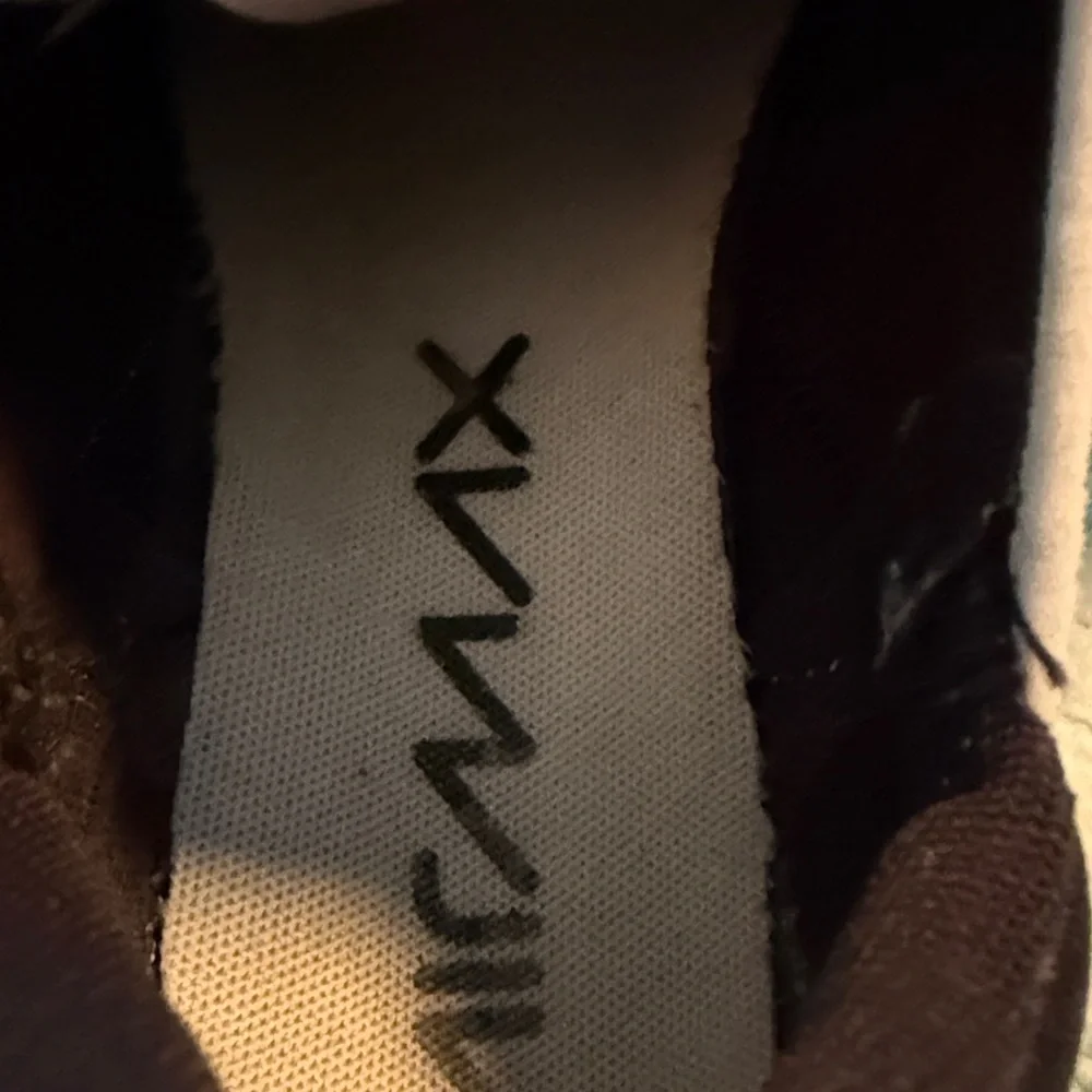 Nike Air70 size 8 pre-loved - Picture 6 of 8